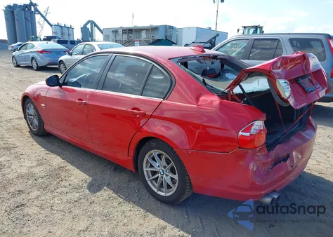 2010 BMW 328I xDrive z USA, uszkodzony, nr VIN WBAPK5C52AA650082